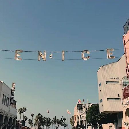 Lovely Studio On The Promenade! Free Parking Los Angeles Exterior photo